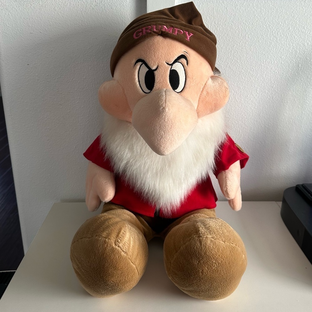 DISNEY STORE GRUMPY 25” JUMBO SNOW WHITE THE SEVEN DWARFS PLUSH LARGE STUFFED